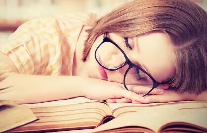 鄭大遠(yuǎn)程教育告訴你提高學(xué)習(xí)效率，你要這么學(xué)